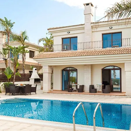 Kpbwb32c Villa Paralimni
